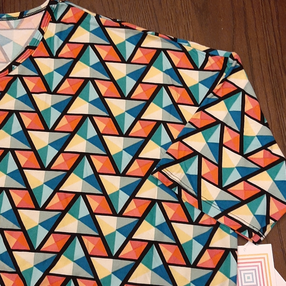 LuLaRoe Irma Tunic
